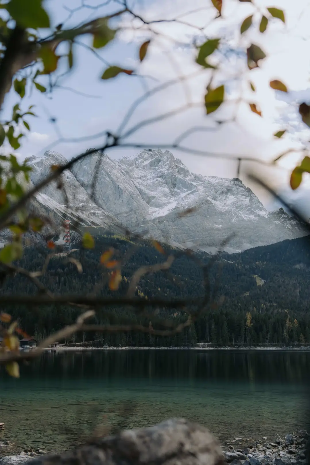 Felipe & Livia am Eibsee vor der Zugspitze