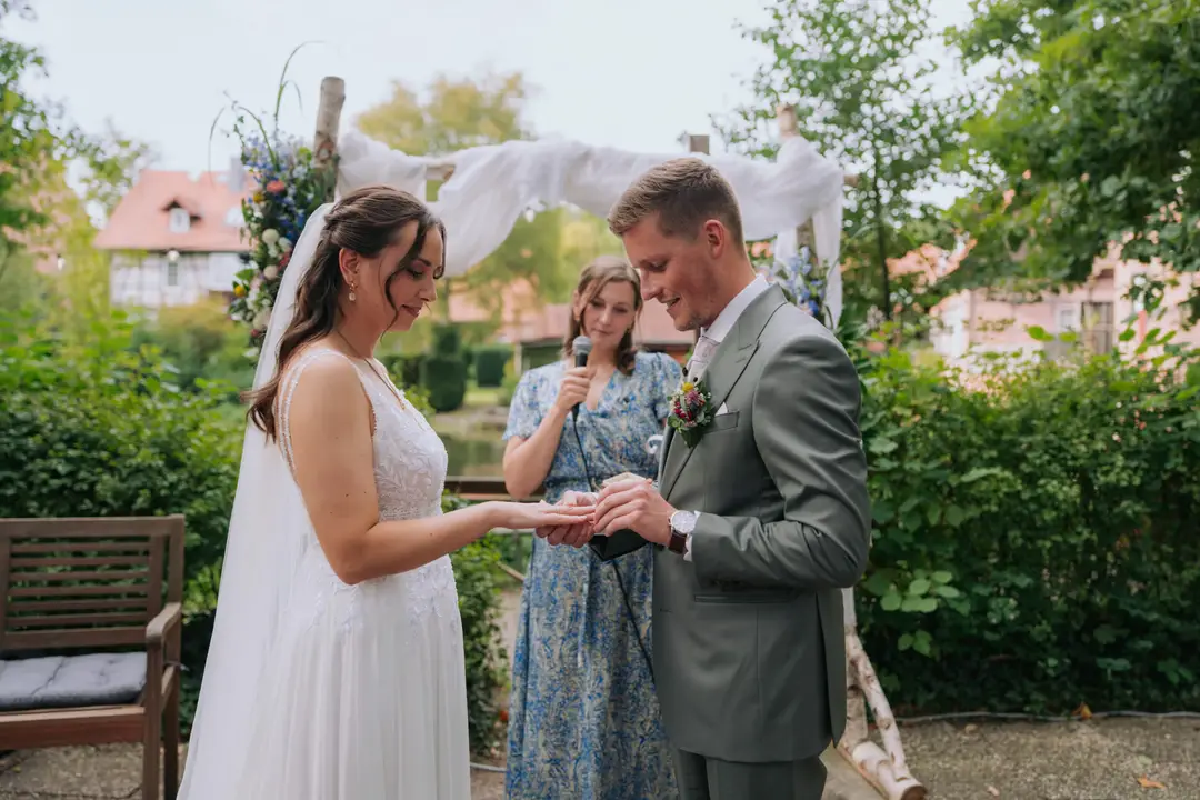 Greta & Mathis, Die Trauung im Mühlengrund Wienhausen