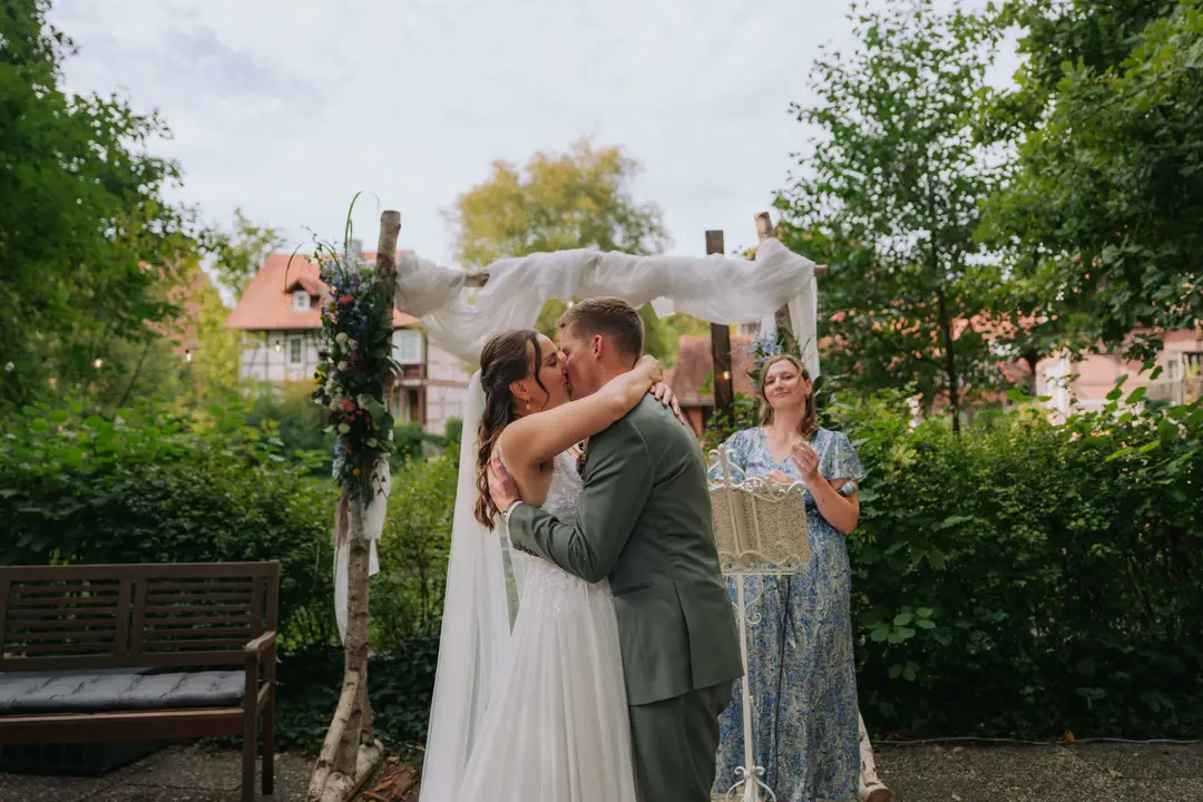 Greta & Mathis, Die Trauung im Mühlengrund Wienhausen