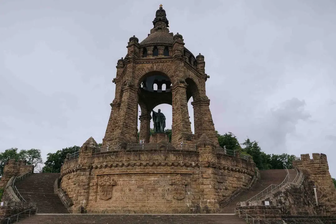 Jan & Chris, Am Kaiser-Wilhelm-Denkmal in Porta Westfalica